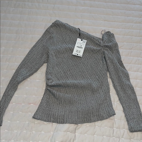 ZARA Textured Set - Picture 2 of 13